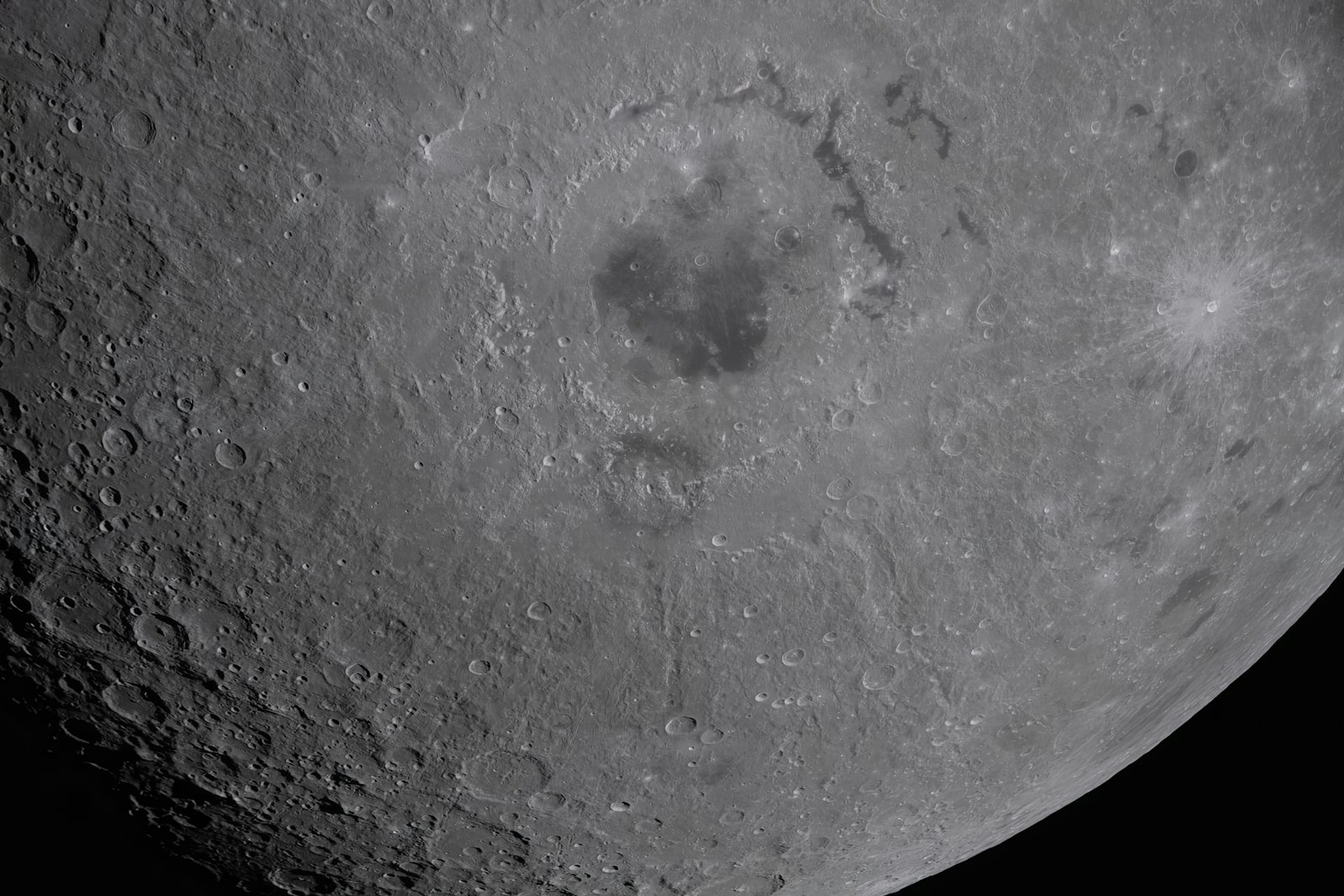 China Postpones Chang’e-7 Lunar Exploration Mission
