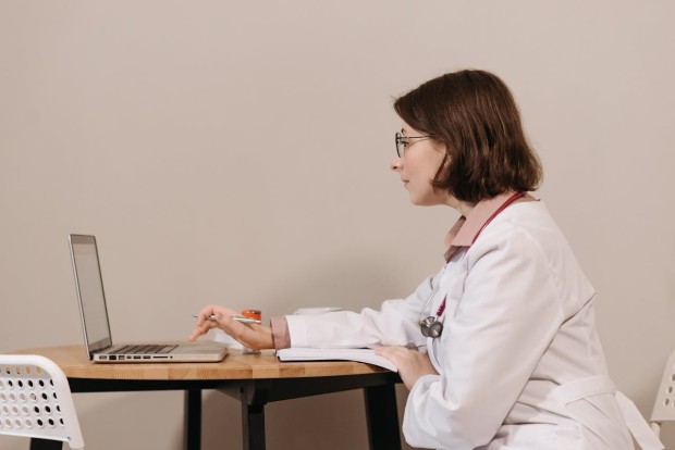 Flo Health Tackles One of Digital Health's Biggest Challenges: Keeping Thousands of Medical Articles Up to Date